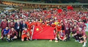 什么是“制度化成瘾”？解析系统如何放大个体弱点。（揭秘“制度化成瘾”：系统如何放大个体脆弱性）