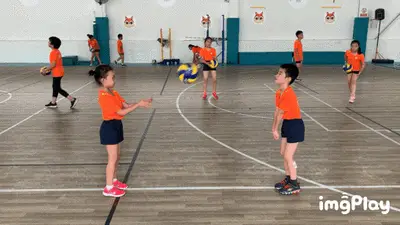 “谁将赢得本赛季的欧冠？” 安切洛蒂：“我的皇家马德里”